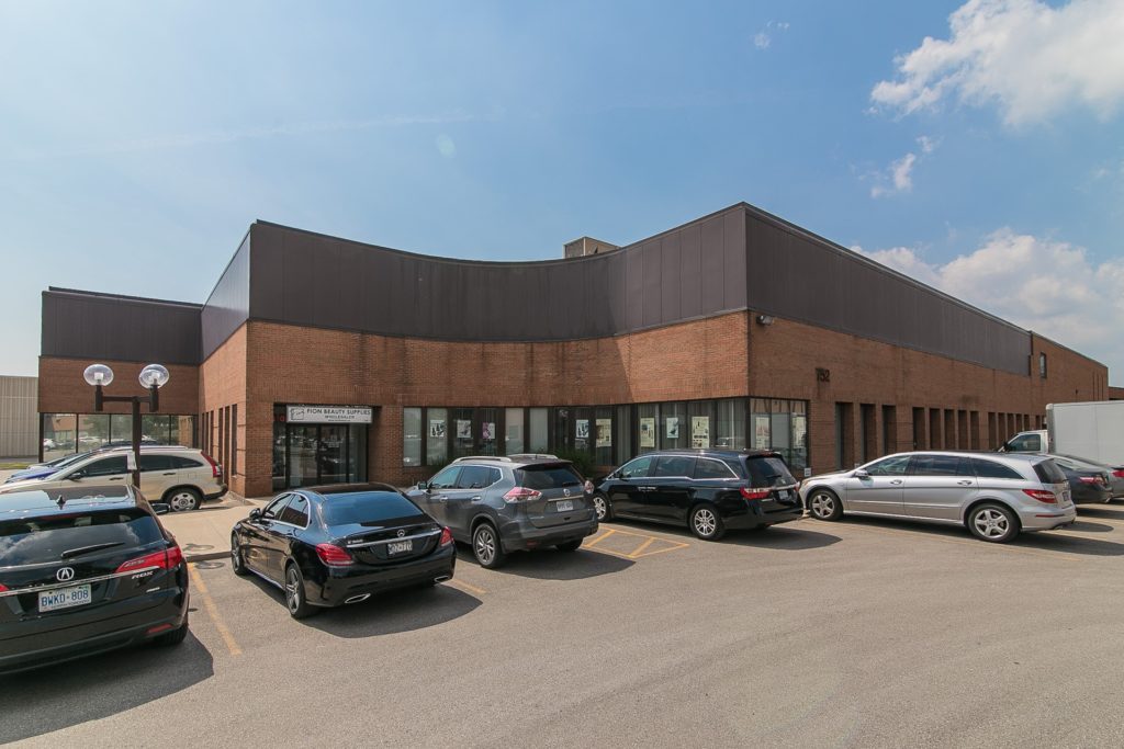 752 Cochrane Drive, Markham | 21,543 SF Lease Extension