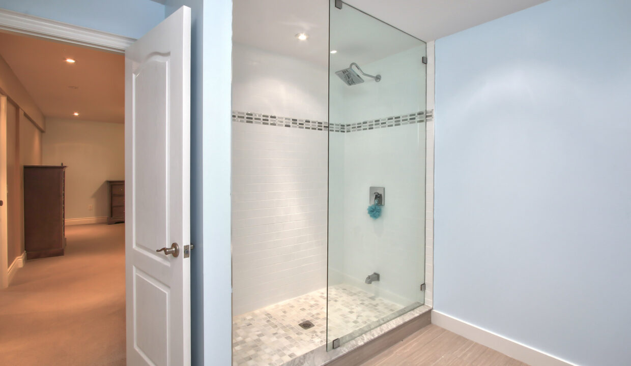 32 West Village Dr Full Resolution 91