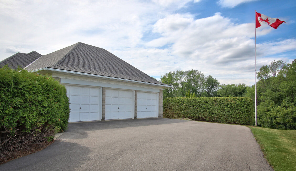 32 West Village Dr Full Resolution 94