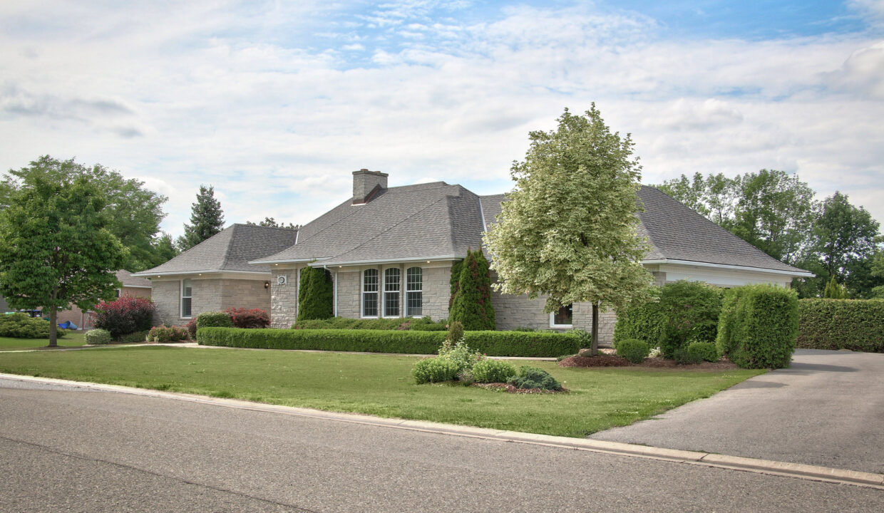 32 West Village Dr Full Resolution 96