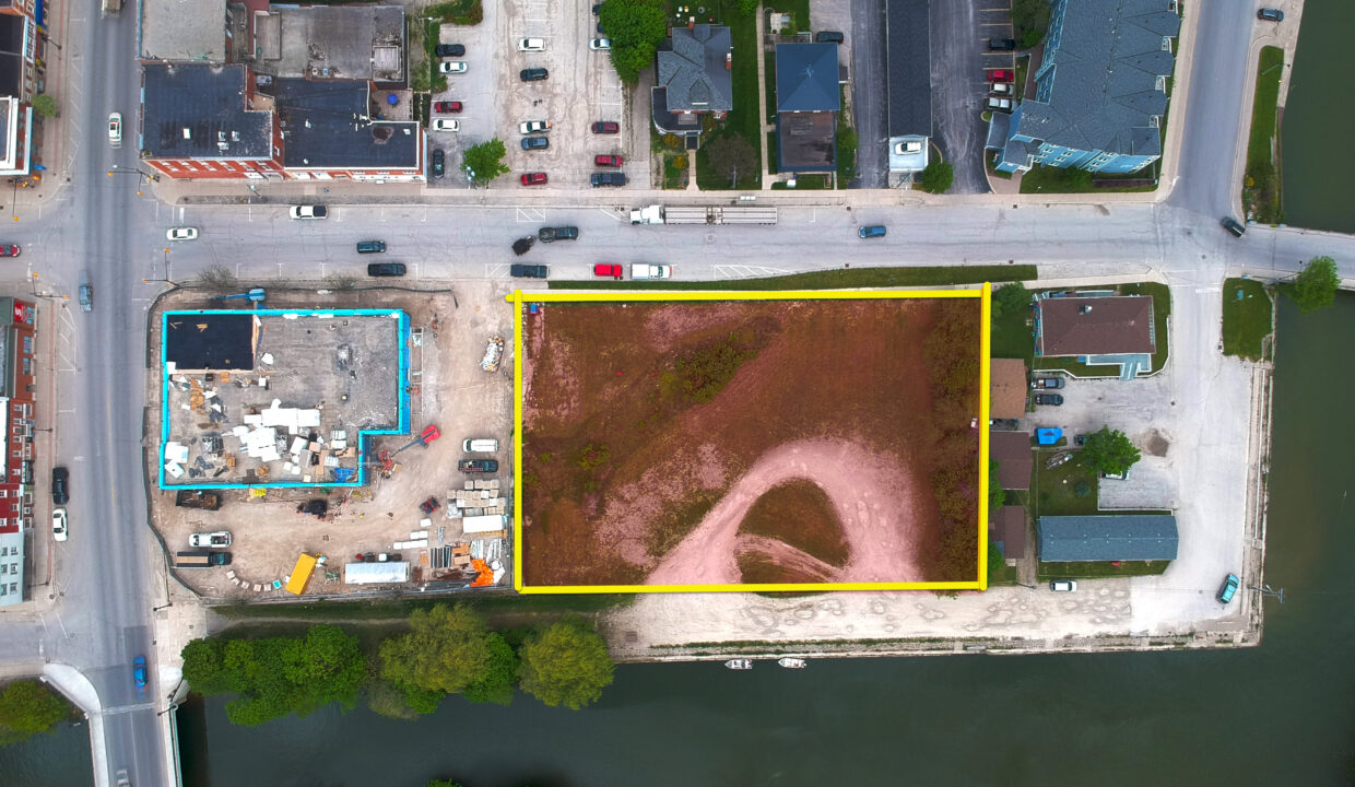Top down - trowbridge with property line yellow