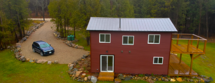 aerial house and driveway