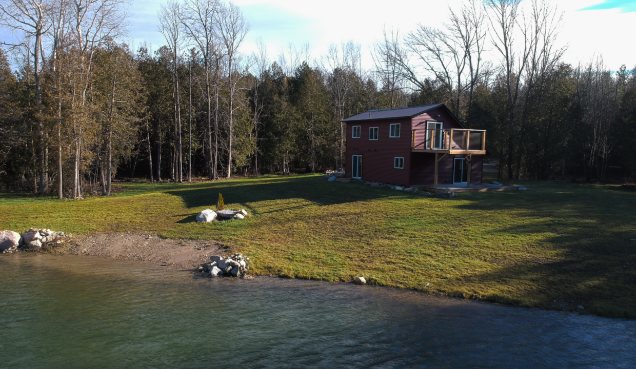 frompondtohouse02359_HDR2