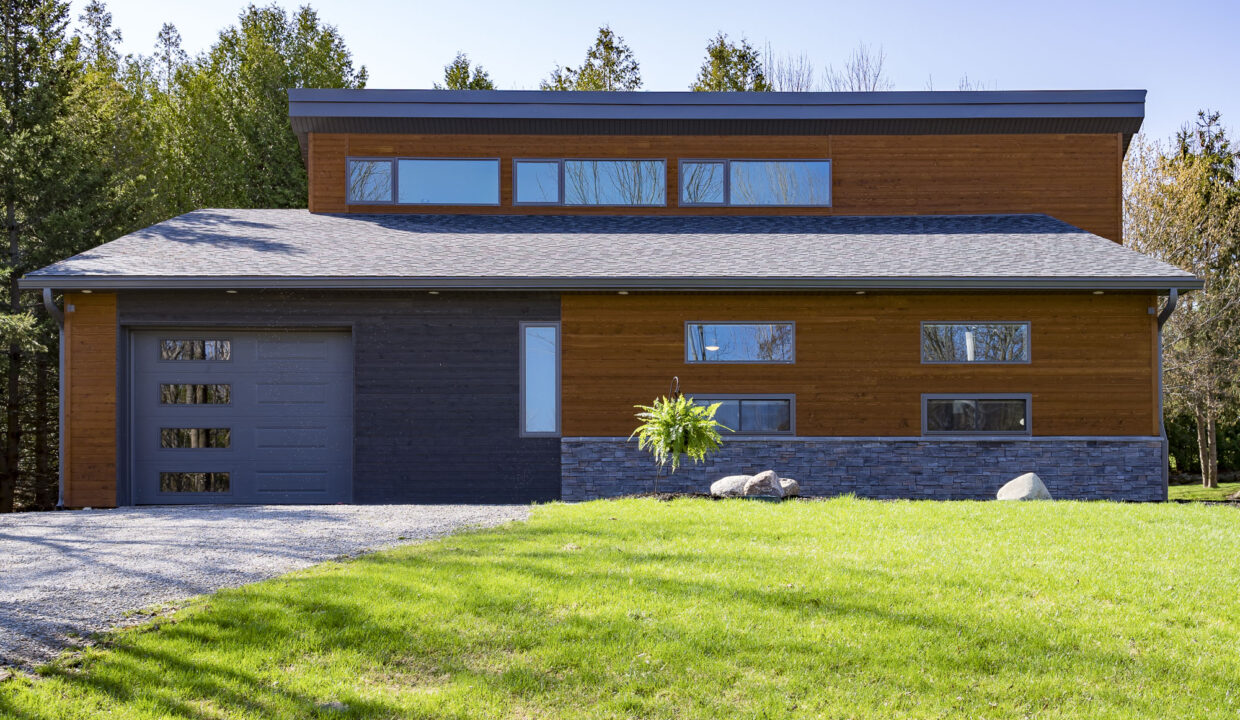 Real Estate Photographer in The Blue Mountains, Ontario, Canada.