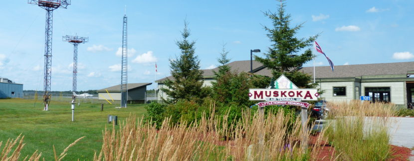 Muskoka_Airport_Terminal