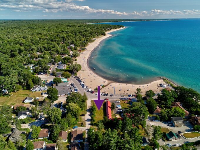 Balm Beach Commercial Lot for Sale
