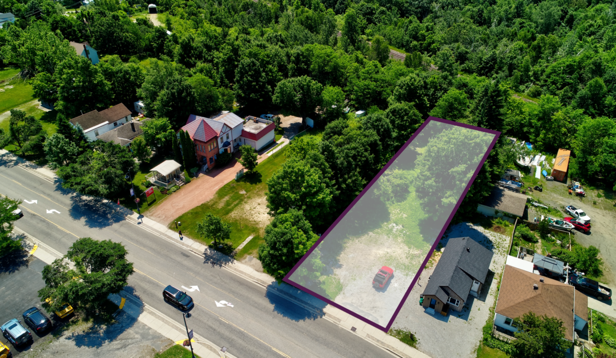 825 Muskoka Road 1