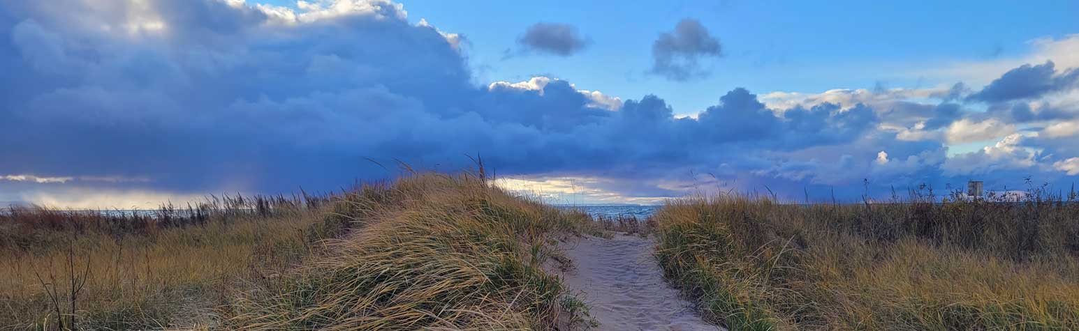 Dunes and shoreline at Wasaga Beach Provincial Park